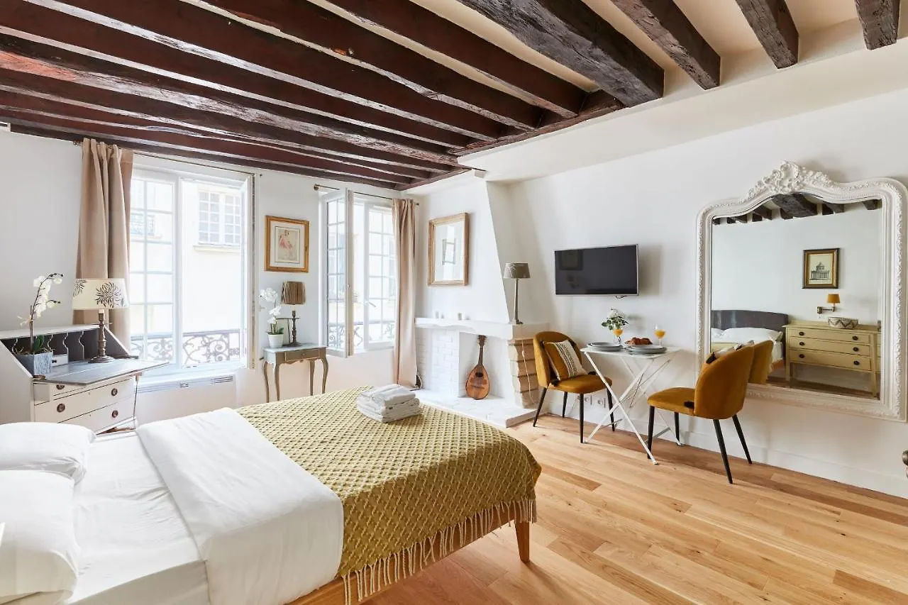 Le Marais - Rue Des Gravilliers Studio Apartment Parijs